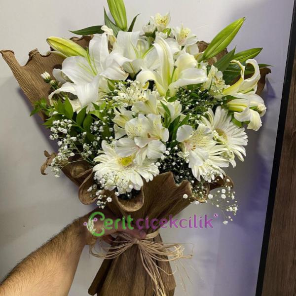  Kemer Çiçek Lilyum Beyaz Gerbera Buketi