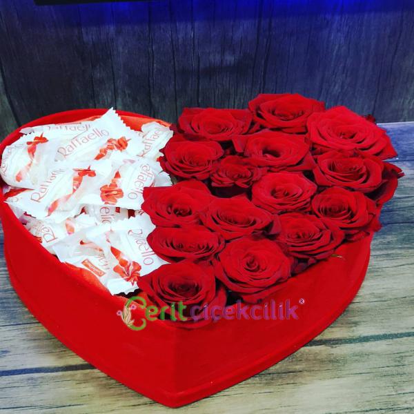 Kalp Kutu Raffaello 15 Adet Gül Resim 1